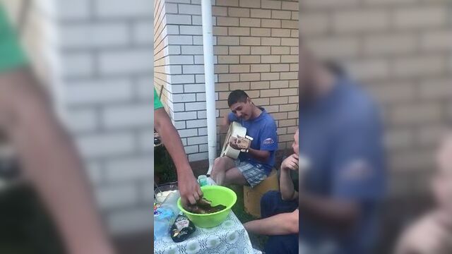 Доктор Албан IT'S MY LIFE на гитаре, такого еще никто не видел ( 720 X 408 ).mp4