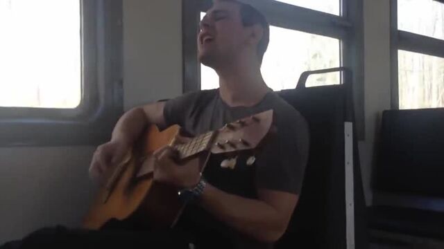 Армейские песни. Я прошу не надо плакать. Ветер гонит злые тучи под гитару / Парень Классно поет