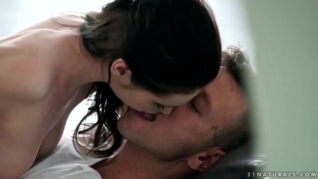 Обновили новую софу [XXX,Порно и Секс] 18