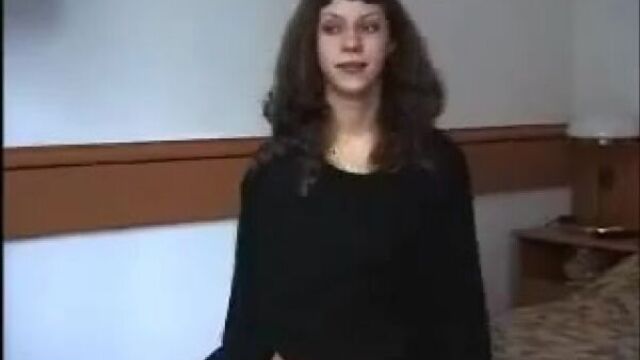 Сёстры близняшки на порно кастинге
