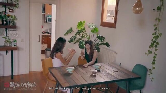 Две подружки тренировались сосать член MySweetApple [порно, хентай, секс, трахает, русское, инцест, мамка, домашнее] РОБИН ФУЛЛ