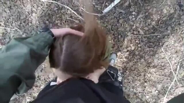 Русскую девушку трахнул в парке за деньги (Секс Порно Домашнее Home Porn Sex) 18+