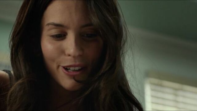Genesis Rodriguez - Tusk (2014) HD 1080p Nude? Sexy! Watch Online / Дженезис Родригез - Бивень