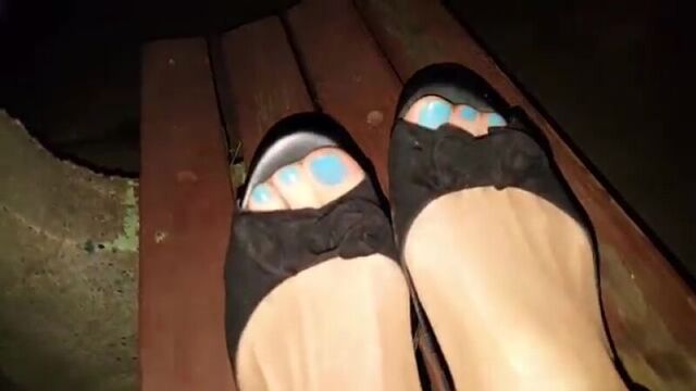 blue toes pedal pumping Sexy сексуальные эротические ноги стопы обувь колготки девочки мамаши школьницы студентки молоденькие