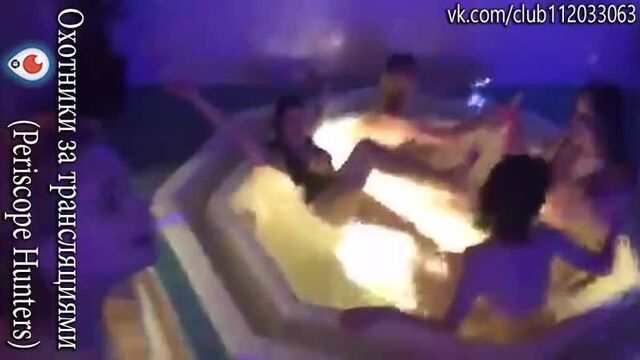 Periscope - 5 телок в сауне)