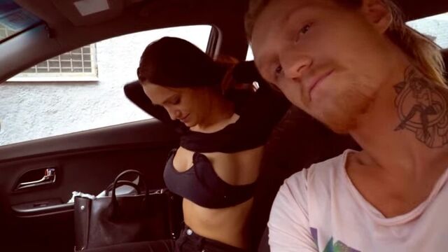 MARY SHUM: большие сиськи, порно, эротика, в машине, облегающяя одежда