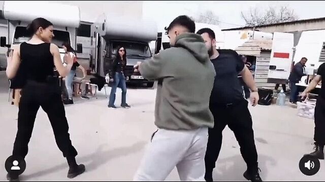 Дениз Байсал .mp4