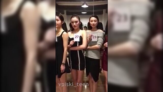 зашел в шлюшарню выбирает кого будет ебать, слив шкур, суки сдают экзамен на эскорт