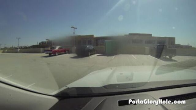 Porta Gloryhole latina swallows cum in public - Бесплатные порно видео для мобильных на xHamster