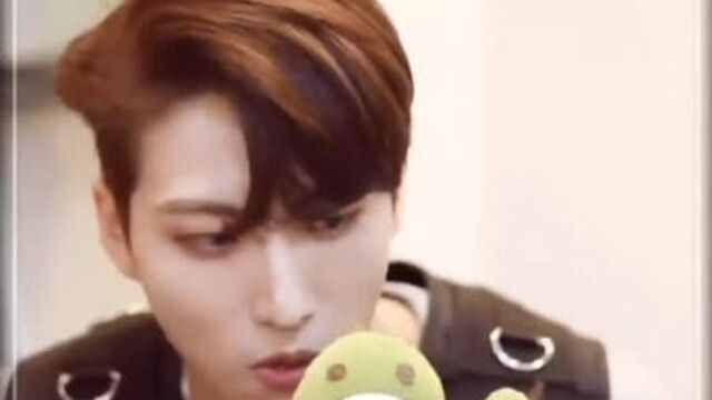 seonghwa eating: predebut > last episode of asmr