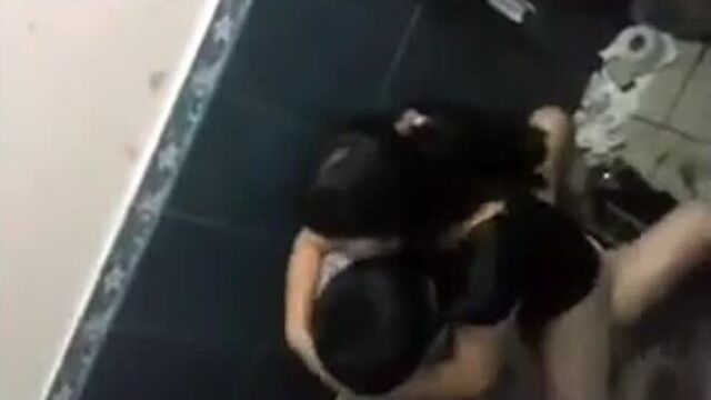 Казахи в туалете Казахское қазақ қызды ам отақ секс порно sex porn creampied кончает ебеть киска вагина сперма хуй brazzers