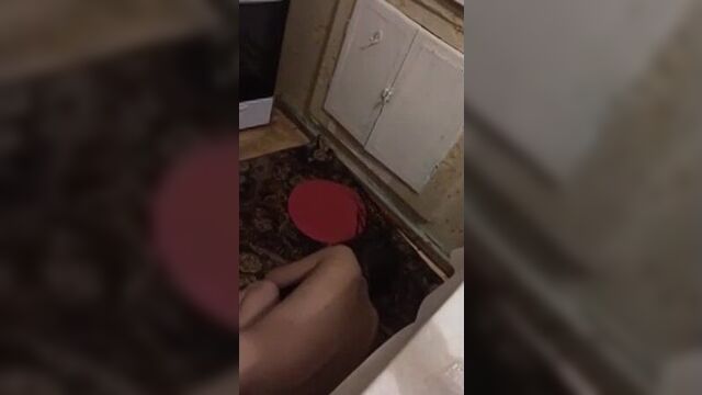 Казашка шлюха набухалась и ебется на вписке. Русское домшанее порно. секс по пьяни. Пустили по кругу