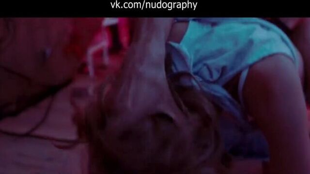 Марина Васильева - Как меня зовут (2014) (эротическая постельная сцена из фильма знаменитость трахается голая занимается сексом)