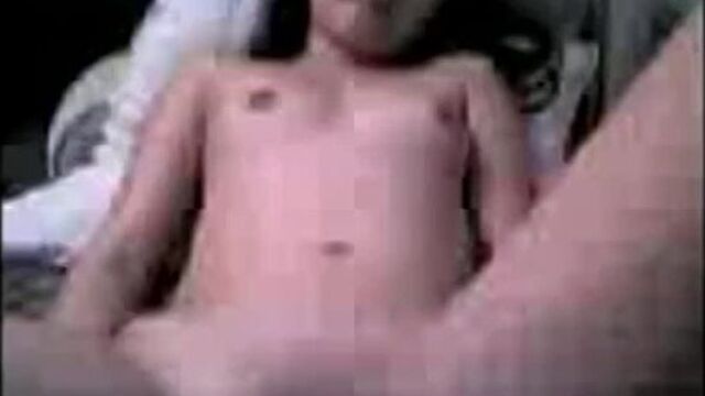 Домашнее любительское порно трахнул казашку в постели