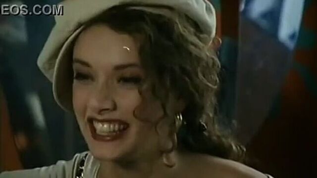 18+ Эммануэль (эротический фильм эротика секс порно ххх голая раком сиськи попа дойки лесби оргазм секси сексуальная зрелая)