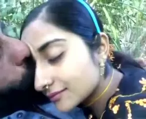 Desi Panjabi desi girls leaked video ~ se.video