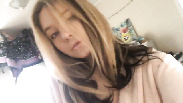 Sydney Sweeney nude