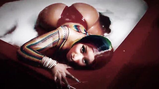 Nicki Minaj nude
