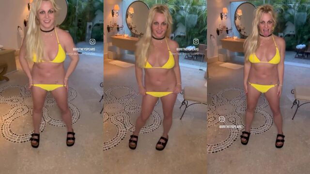 Britney Spears nude