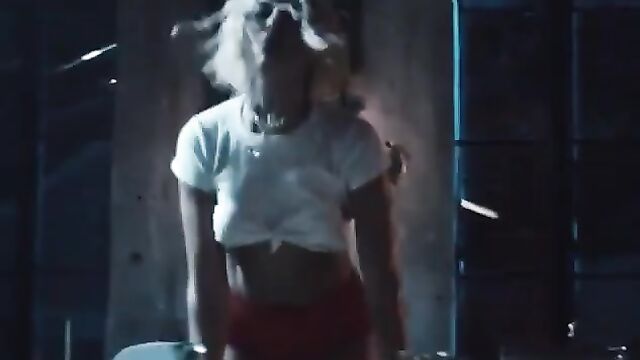 Dua Lipa nude