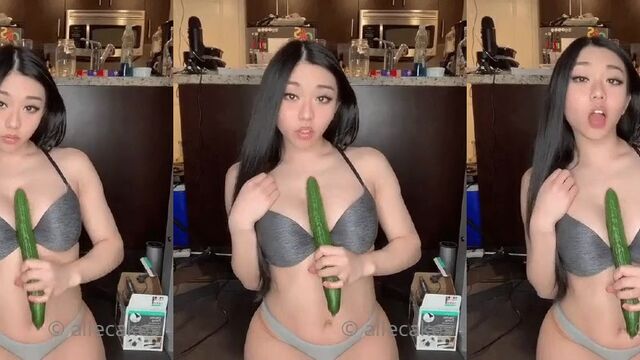 AlleCakes nude