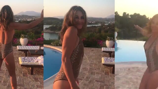 Elizabeth Hurley nude