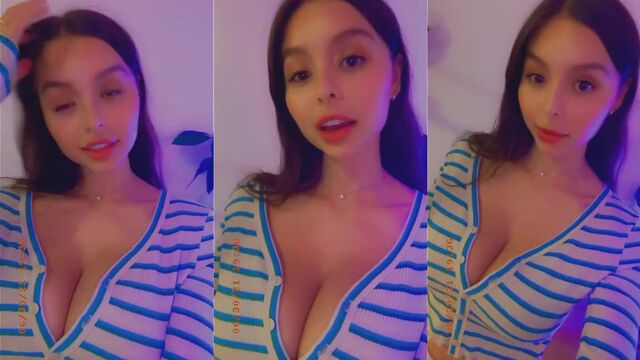 Sophie Mudd nude