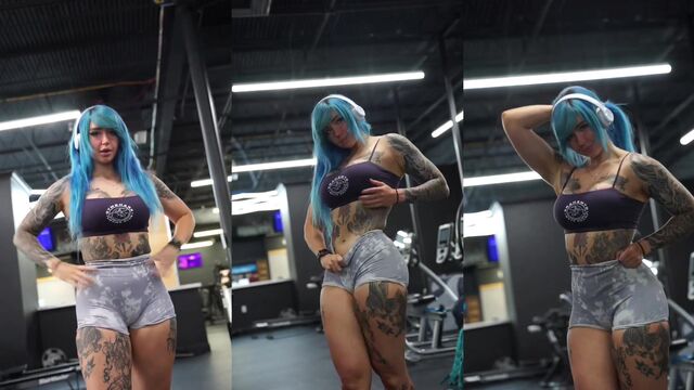 Strongwaifu nude