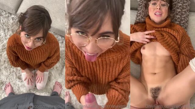 Riley Reid gets her pussy railed in doggy style sex