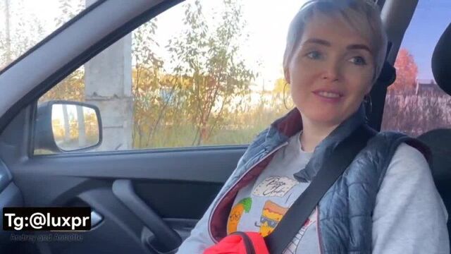 Таксист трахнул зрелую пассажирку