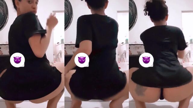 I showed my hot ass to the camera and started playing with it