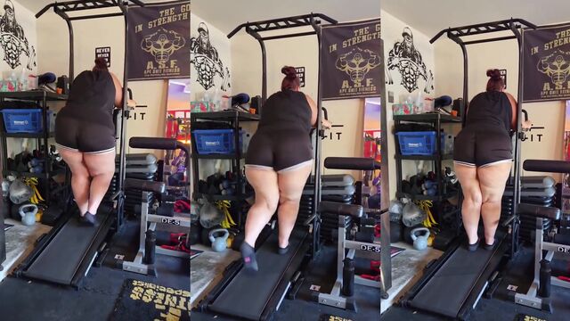 Juicy ebony BBW works out her big booty with oil