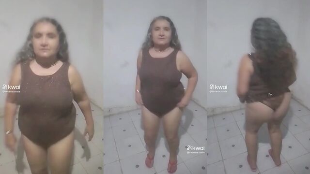 A shameless granny is showing off her skills on the internet