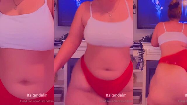 Fat ass BBW enjoys getting fucked hard in her juicy pussy
