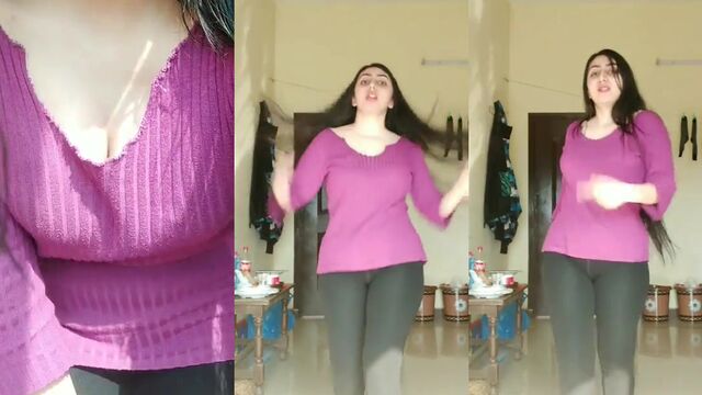 Indian girl exposed her big ass and pussy on the cam show