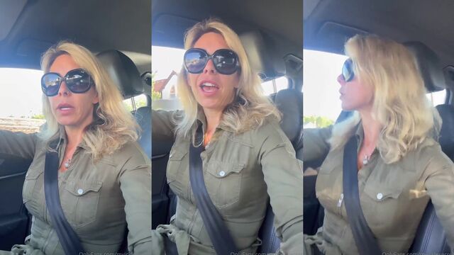 Fit MILF shows off her amazing body and sexy ass in POV action