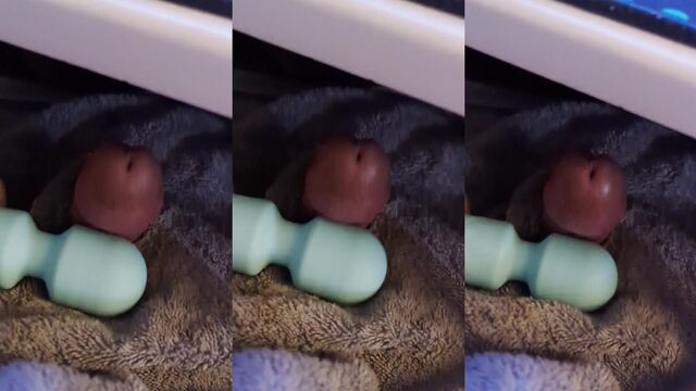 Femboy edges, moans, and cums without stroking