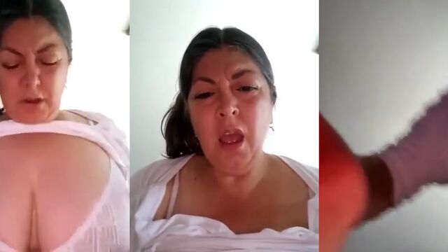 Hot Latina cougar Emma gets wild in a public cam show