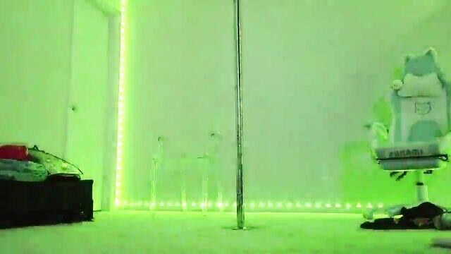 Short and thick Filipina babe does foot job and pole dancing