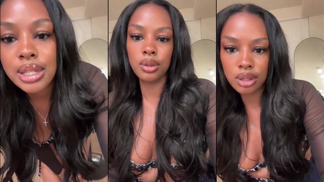 Braless girl with big nipples flashing on TikTok live