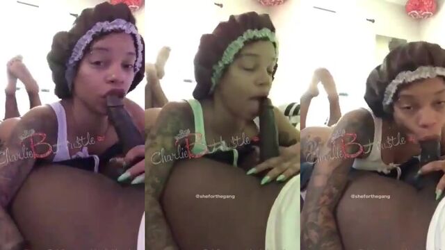Ebony thot gets her pussy filled with sticky sperm