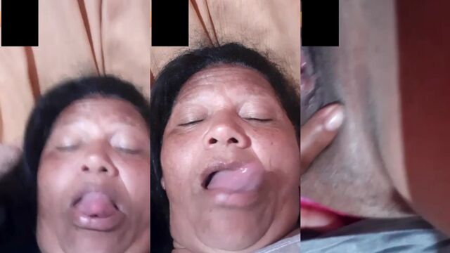 A mature woman shows her boobs with piercing and masturbates until she comes
