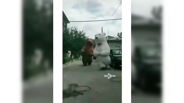 Когда устроились с другом на одну работу :)