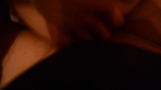 Девка кончила(вагинальный оргазм) [720p]