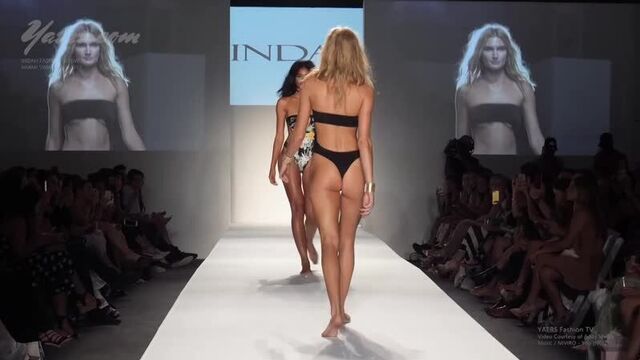 Baes Bikinis Засветы на подиуме топ модели голые стриптиз красотки милая няшки тян грудь сиси белье чулки мода попа