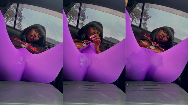 QueenTashaShar tries not to cum while using a dildo