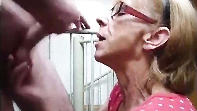 Old granny gets her pussy railed by horny young stud