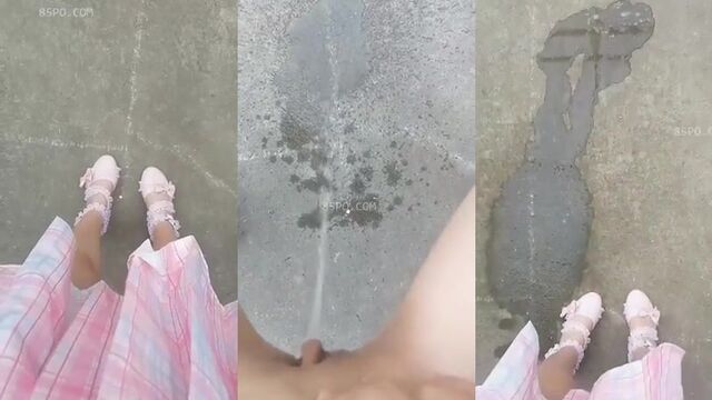 Asian woman pees on her lover’s face