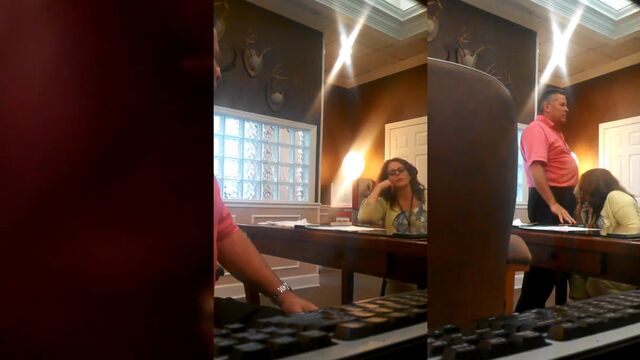 A mature woman gave a blowjob to her boss in the office
