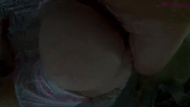 Hot mature takes it deep in her tight ass